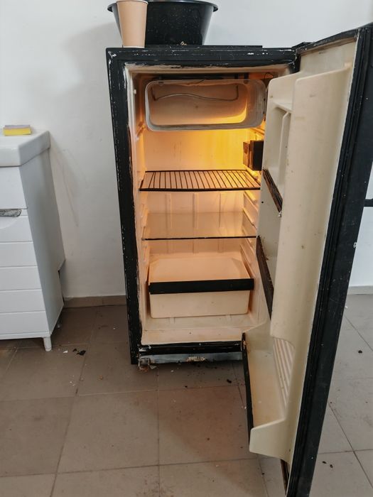 Холодильник в хорошем состоянии