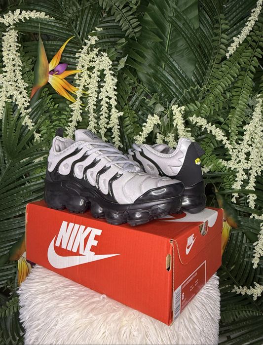 Nike Vapor Max Plus Grey Black