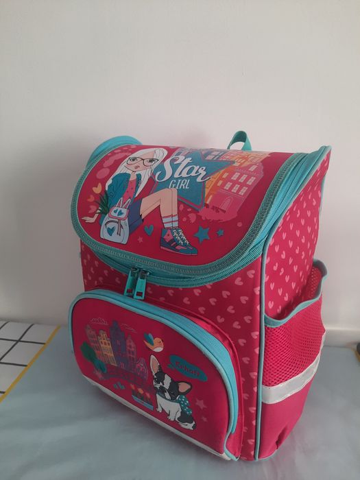 Рюкзак для девочек отличное качествп