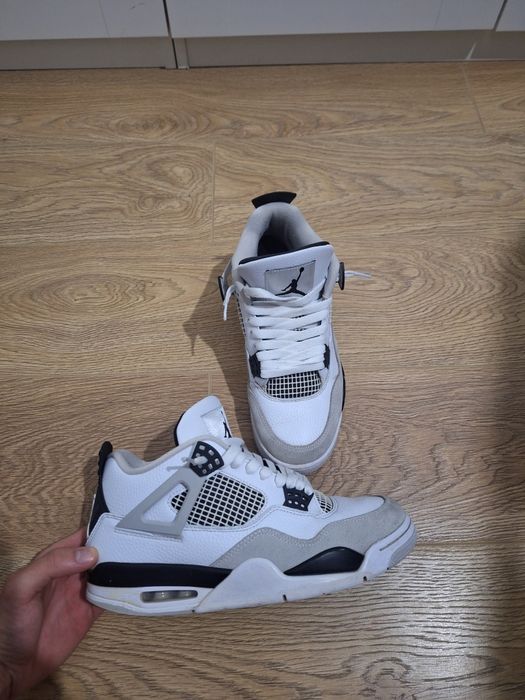 Jordan 4 military black