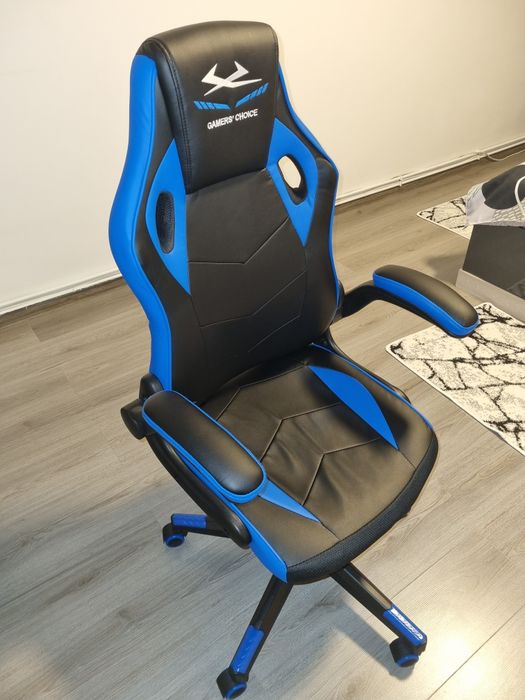 Scaun gamming folosit 2 saptamani