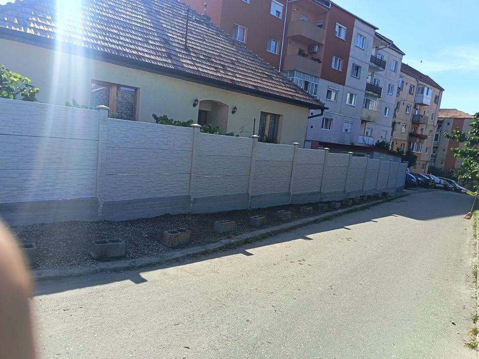 Garduri ornamentale de beton.