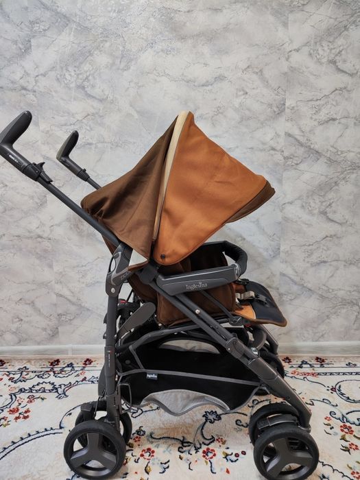 Коляска прогулочная