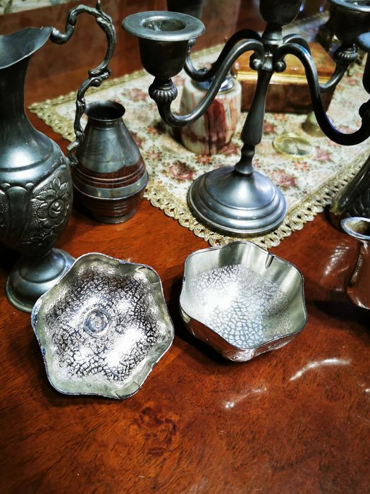 Vand vase argintate/zincate modele deosebite!