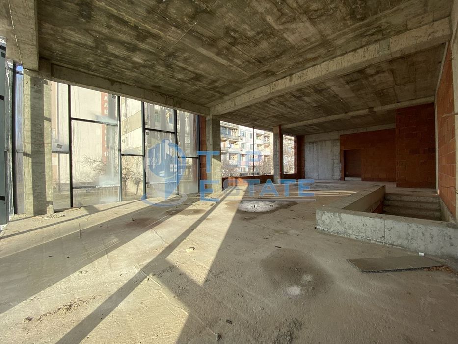 Продава се Заведение в Горна Оряховица - 277 кв.м за 1860 €/кв.м - Снимка #7