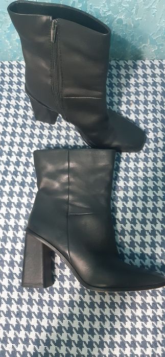 Ботинки 42р кожанные