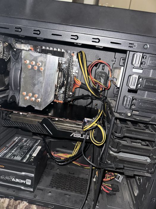 Vand pc gaming rx 5700xt 8gb