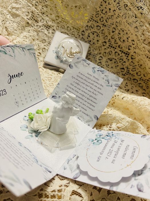 Експлодираща кутия с ангелче