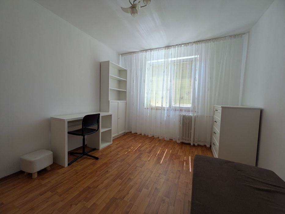 Apartament 3 camere calea Vitan