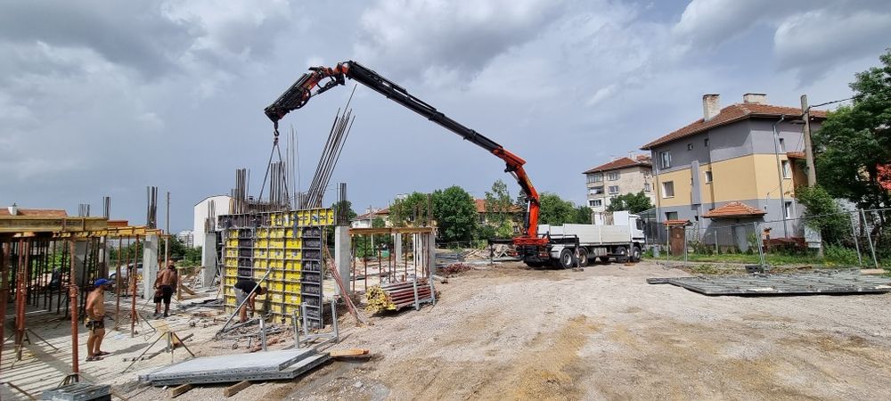 Камион с Кран/ Транспортни Услуги