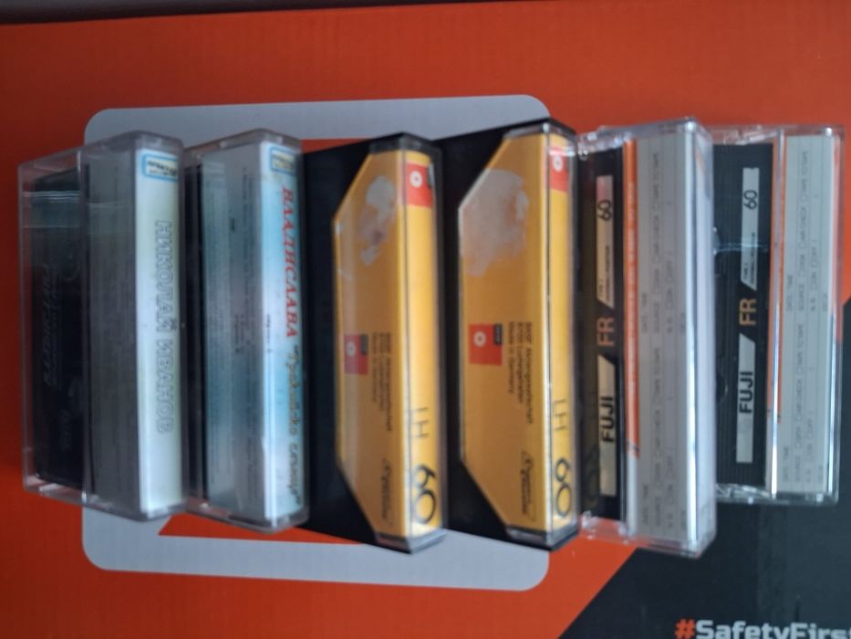 Аудио касети със записи