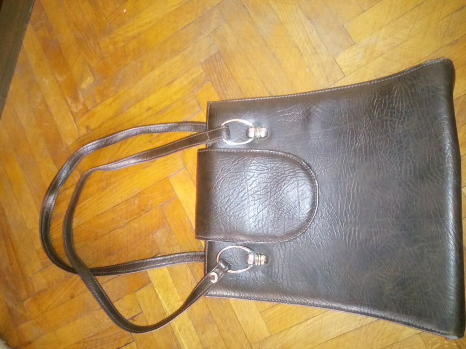 Дамски чанти договаряне