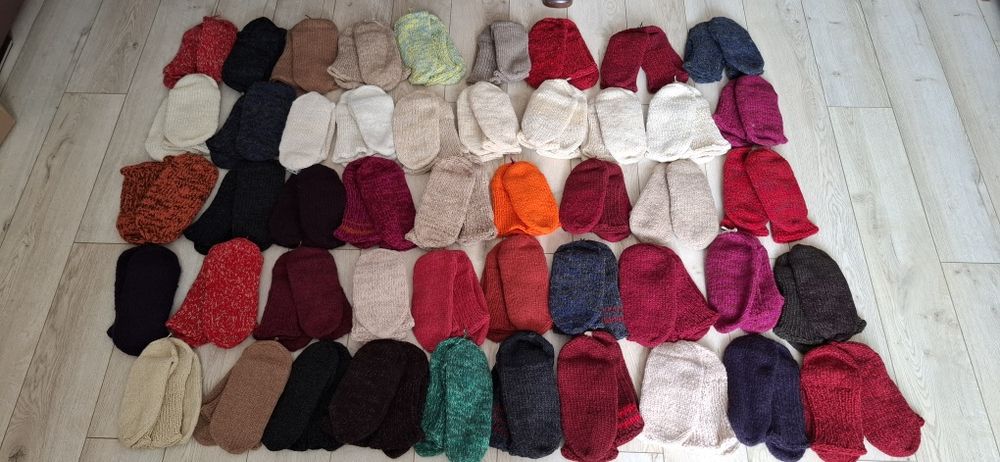 НОВИ Ръчно плетени зимни чорапи