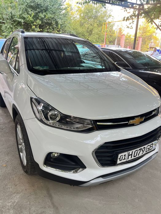Tracker 1 2019 premier