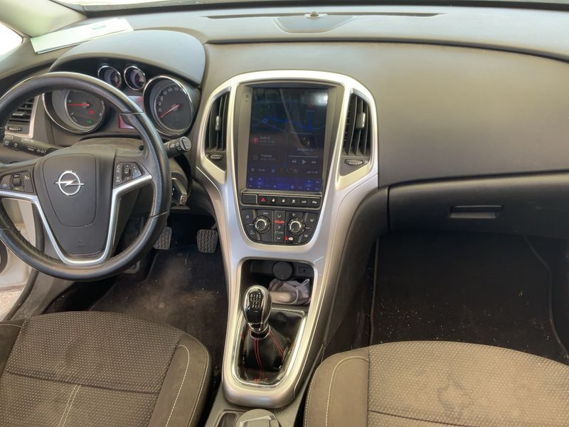 Opel Astra 1.7 CDTI Sport 2011