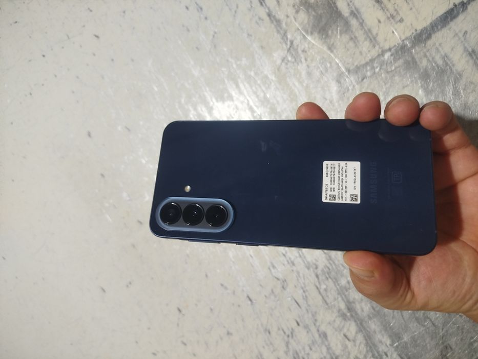 Samsung A57 Sotoladi