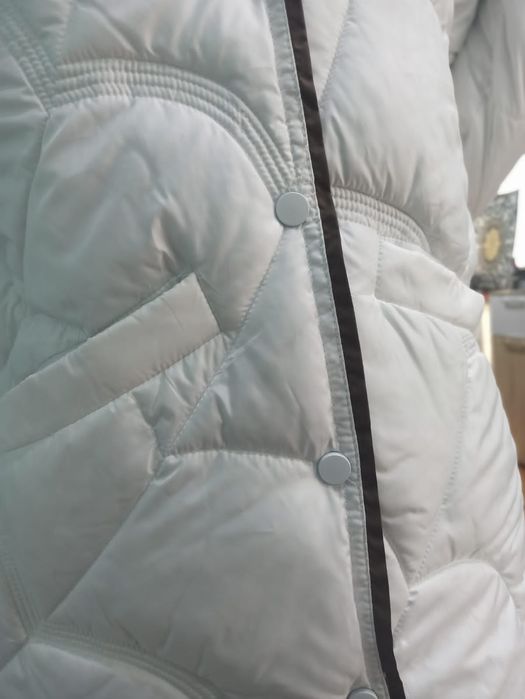 Куртка новая, белая