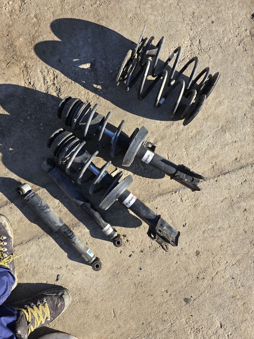 Set arcuri fata spate Opel Astra G Hatchback si Caravan Bertone