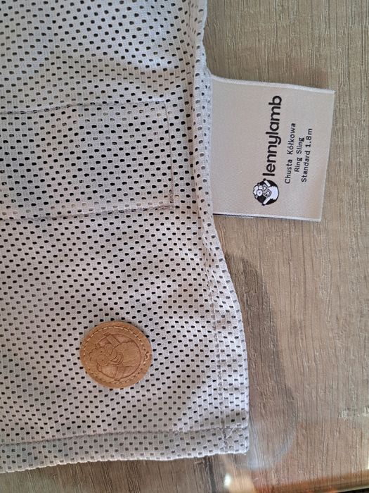 Воден слинг Lennylamb