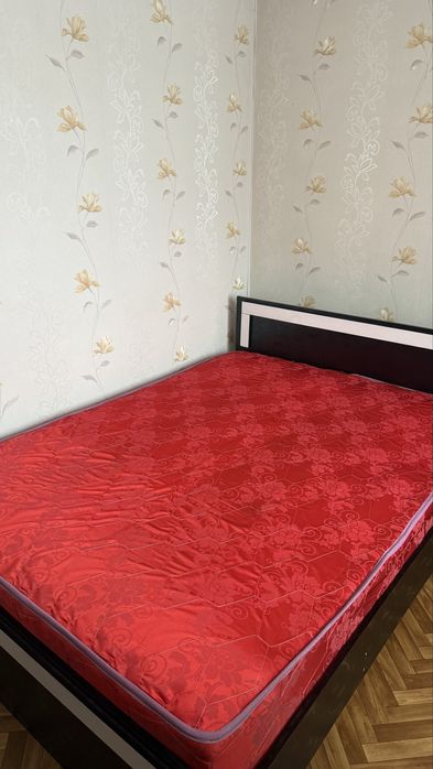 Кровать для спальни