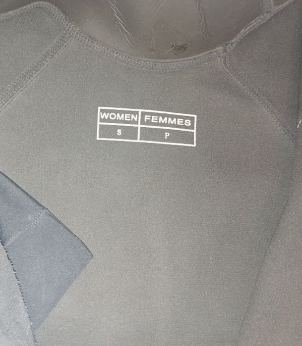 Speedo спортен неопренов костюм S