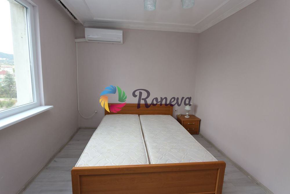 Дава се под наем Тристаен апартамент в Варна, Левски - 70 кв.м за 383.52 € - Снимка #2