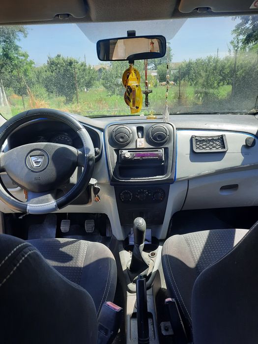 Vand  urgentLogan 1.2 benzina