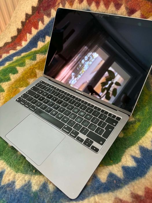 Macbook air 2020 M1