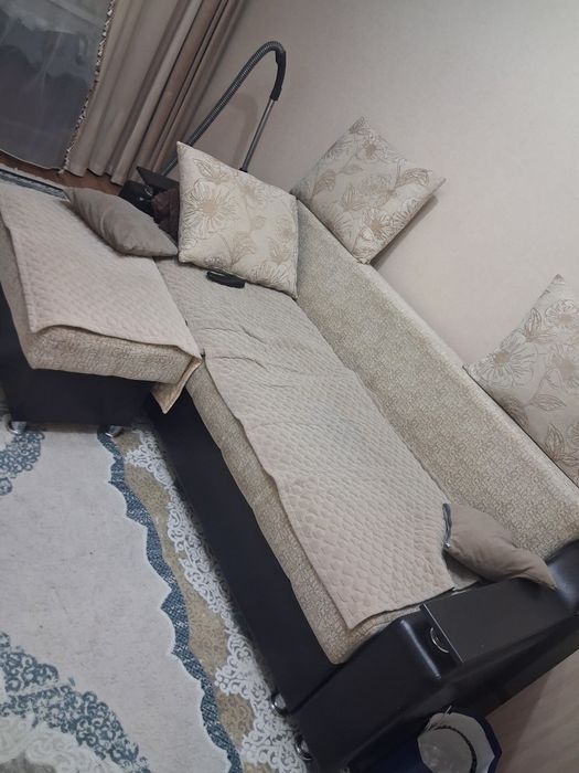 Продам диван в хорошем состоянии