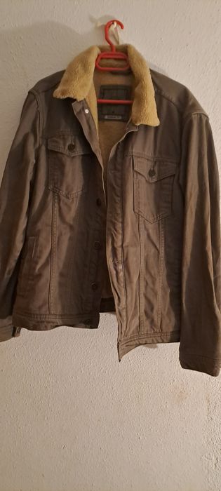 Haine băieți   40 lei /bucata  Mărimi S sau XS