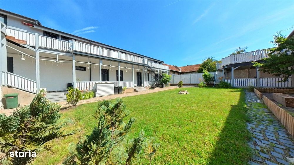 Apartament cu 3 camere - curte cu foisor + spatiu parcat masina