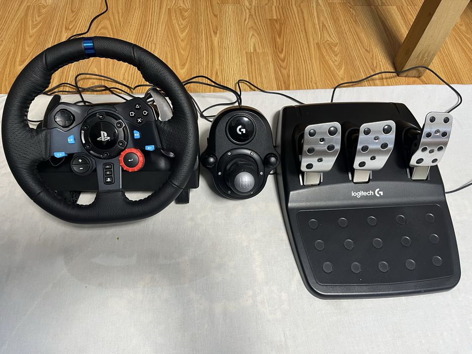 G29 driving force (playstation,logitech)