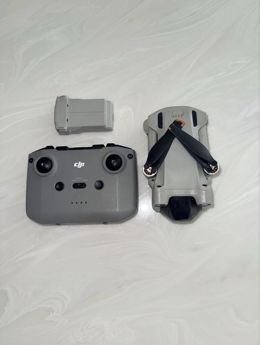 Продам дрон Dji mini 3 pro