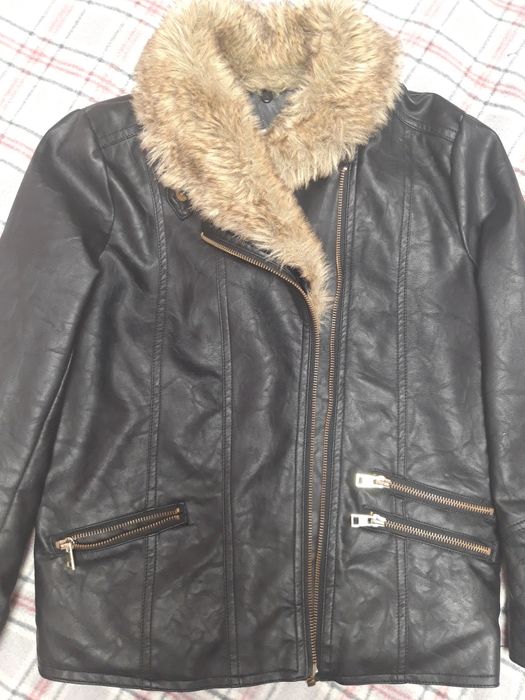 Продаю куртку эко кожа
