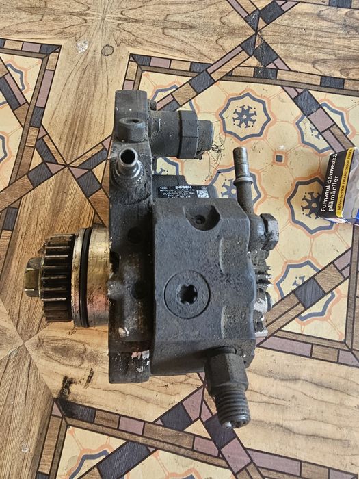 Pompa inalta Renault Laguna 2 3 Megane Scenic Trafic 2.0 dci M9R Espac