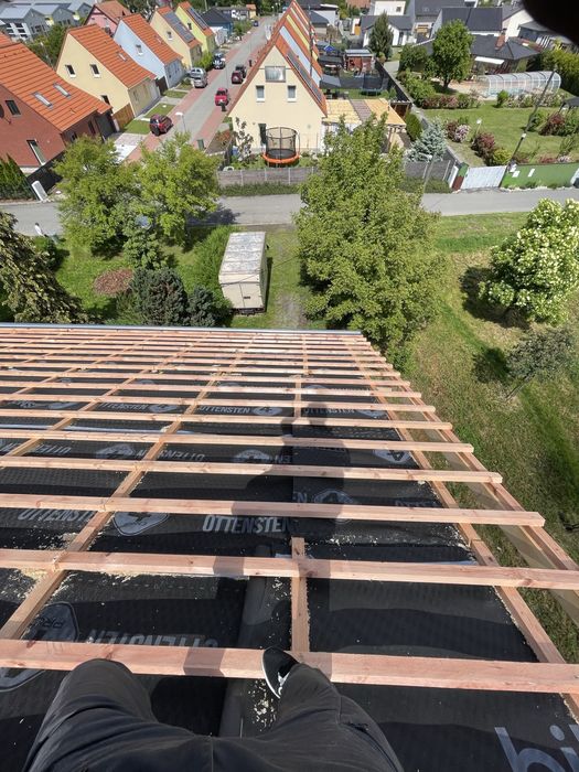 Reparatii si montaj acoperisuri