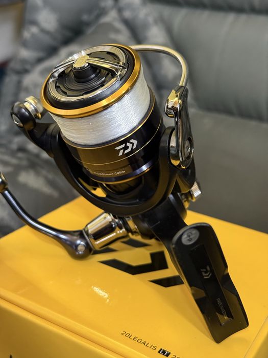 Mulineta daiwa 2000XH