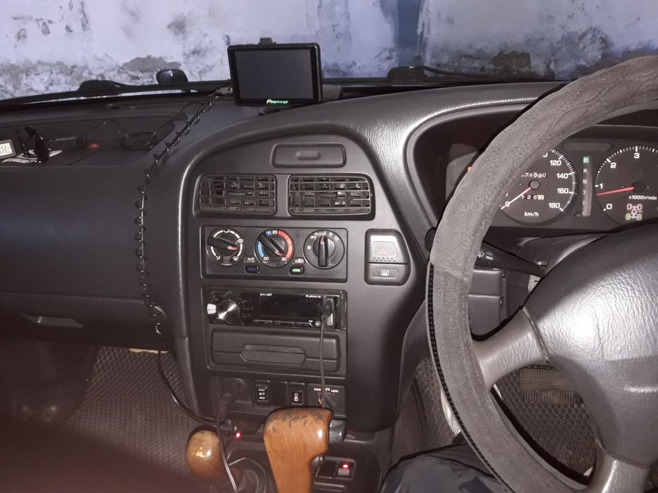Продам NISSAN TERRANO 1996года