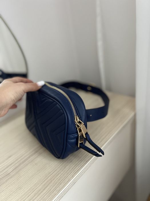 Borseta Mango cu curea reglabila