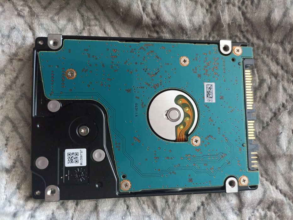 Продам диск hbb на 1 TB