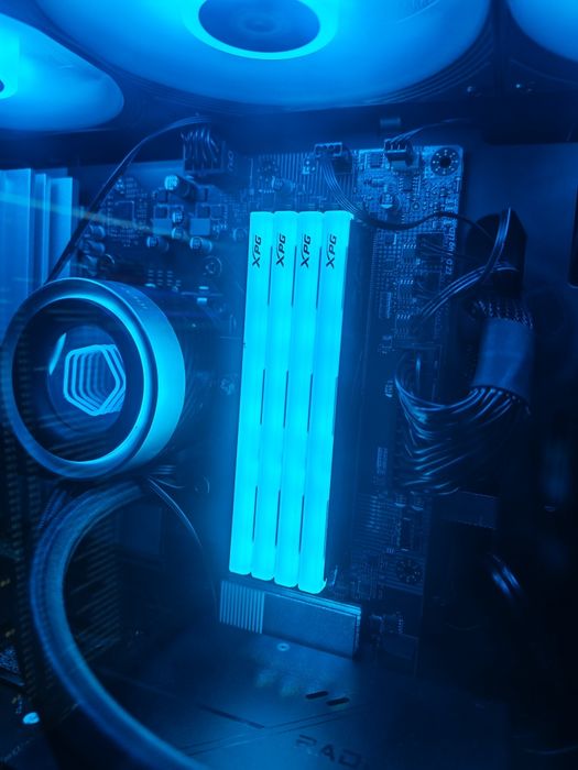 ADATA Lancer Blade RGB, 32GB DDR5, 6000MHz, CL36,