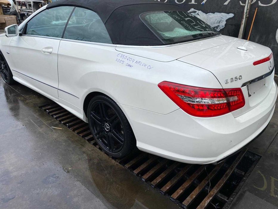 dezmembrez Mercedes E350 cabrio W207/bara fata e350/usa /bara spate