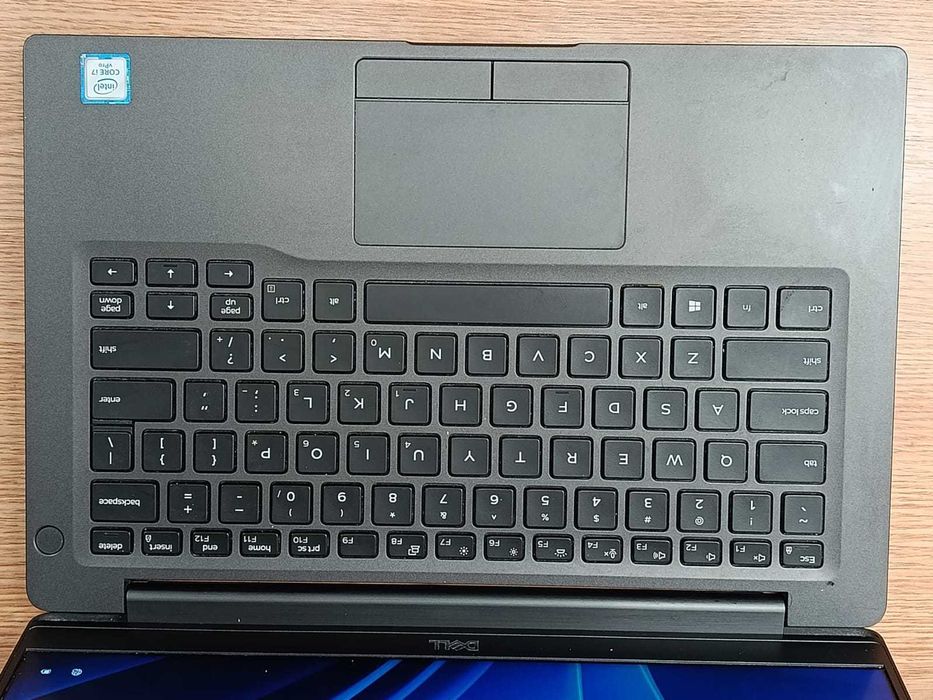 Dell Latitude 7400 i7-8665U 24GB 256GB SSD FHD – Garanție 24 Luni
