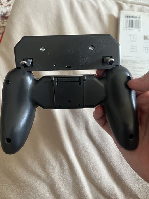 Продам джойстик для игр на телефоне