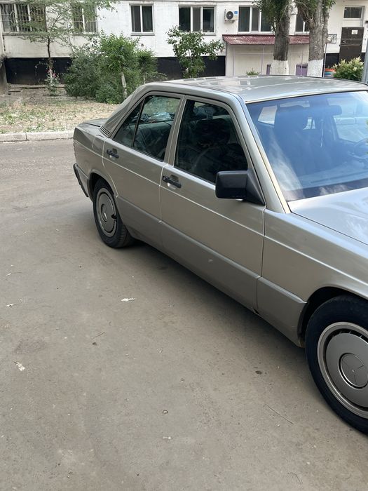 Продам мерс Е190