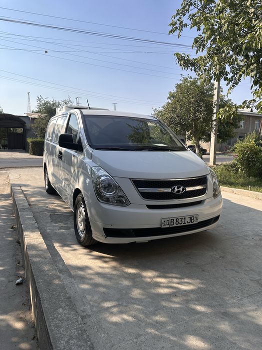 Hundai starex sotiladi