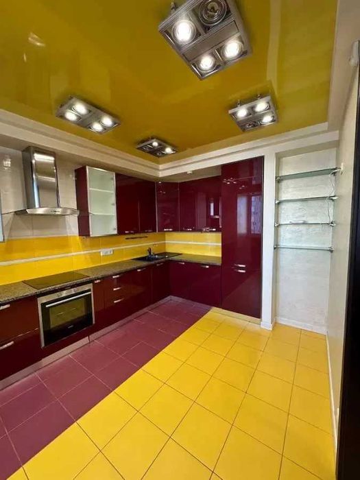 Дава се под наем Тристаен апартамент в София, Зона Б-18 - 100 кв.м за 612 € - Снимка #5