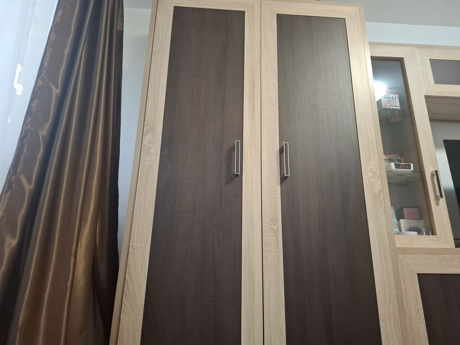 De vânzare mobilă sufragerie completă