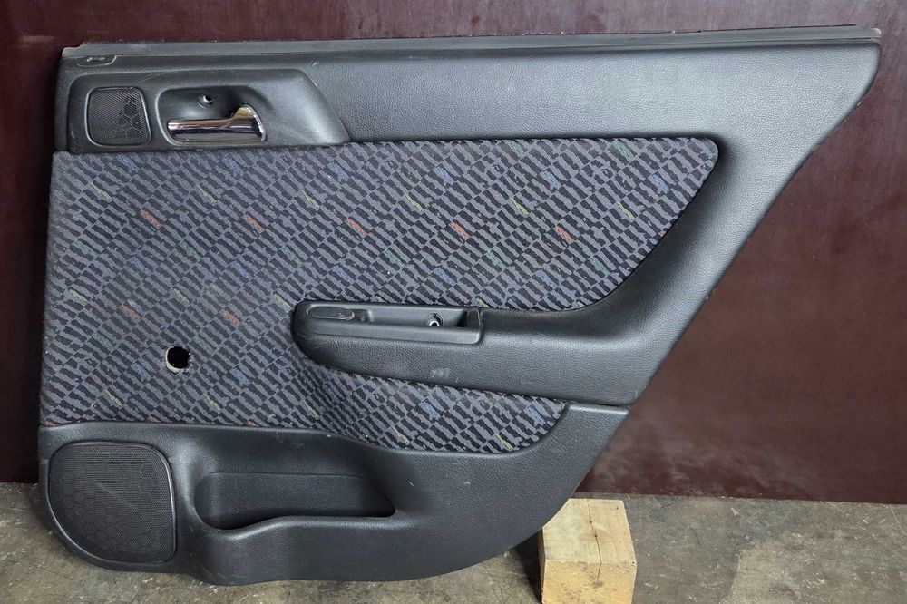 TitanAuto Opel Astra G дверные карты