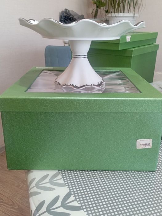 Продается сервиз